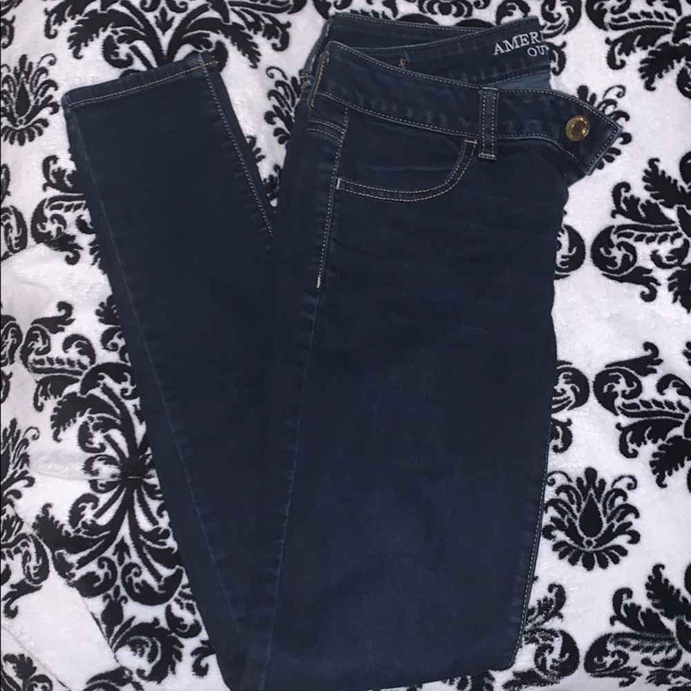 Size 2 American Eagle Jegging Denim Jeans